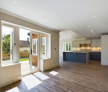 3 bed detached house to rent in Appleyard Close, Whitchurch, Aylesb... - Photo 2