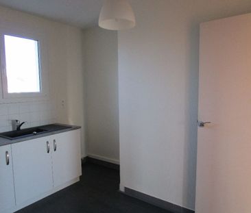Location Appartement 3 pièces 64m² RENNES 35700 - Photo 4