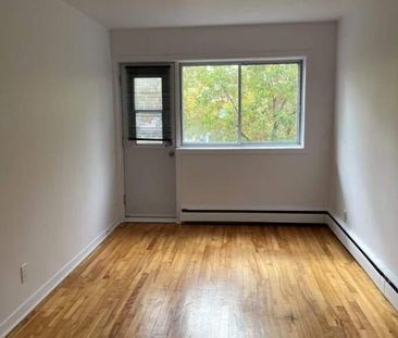 2 CH - 1 SDB - Montréal - $1,350 /mo - Photo 1