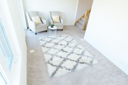 For Lease - 2639 Deputy Minister Path, Oshawa, Ontario - Photo 2