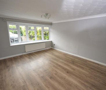 3 bedroom detached house to rent - Photo 2