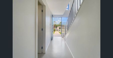 13a Anzac Avenue, Denistone, NSW 2114 - Photo 4