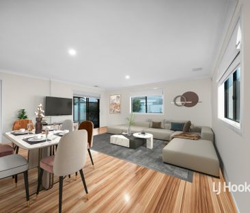 32 Parkvista Drive, Truganina VIC, Belconnen - Photo 2