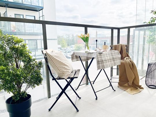 Aseavägen 9, Häggvik - Photo 1