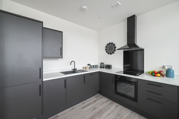 Guild House, Peterborough, Oundle Road - Photo 1