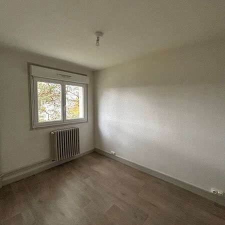 Location - Appartement T4 - 79 m² - Sochaux - Photo 3