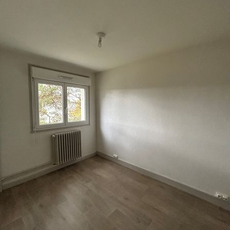 Location - Appartement T4 - 79 m² - Sochaux - Photo 2