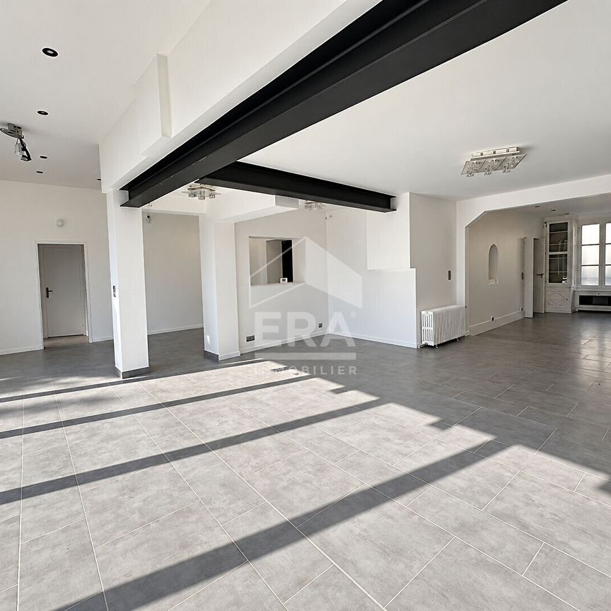 Maison Luzarches 12 pièces 349.44 m2 - Photo 1