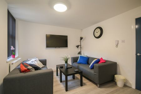 Room in a Shared House, Molyneux Road, L6 - Photo 2