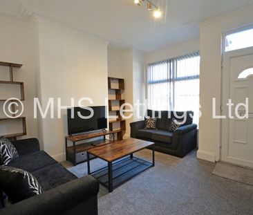 4 Bedroom Mid Terraced House for rent in Hessle Terrace - Photo 1