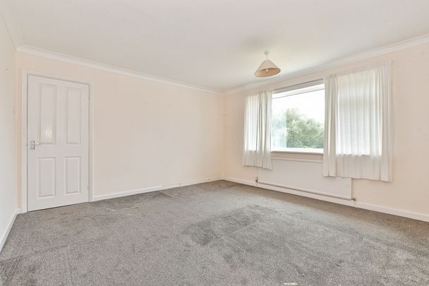 3 bedroom link detached house to rent - Photo 1