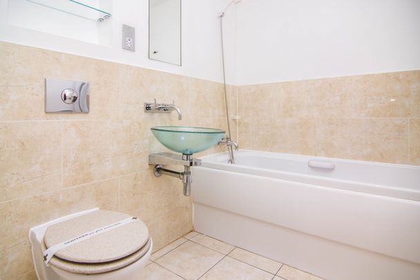 Flat Block Wharf, E14 8LD, London - Photo 1