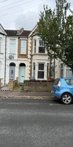 1 Bed Flat, Goodall Road, E11 - Photo 4