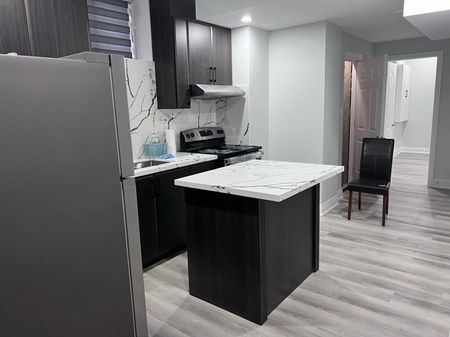 For Lease - 90 Merlin Street Unit# Basement, Oakville, Ontario - Photo 2