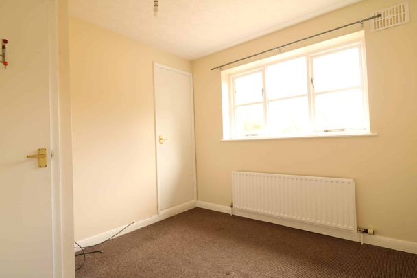 The Fairways, Scunthorpe - Photo 1