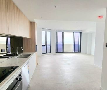 Modern Studio Apartment – Walk to Train Station - Photo 4