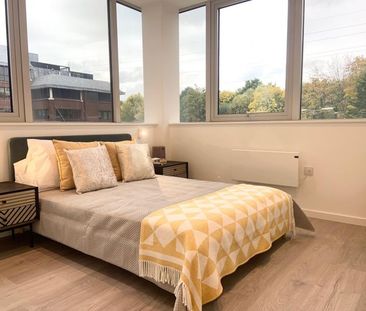 Liongate House, Guildford, Surrey, GU1 - Photo 2