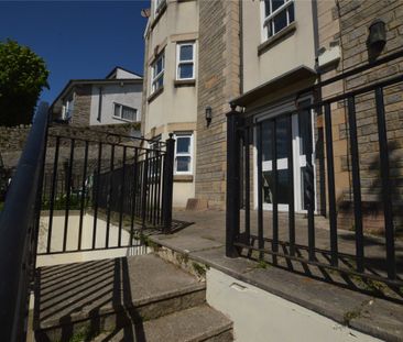 3 Bed Property To Rent - Photo 2
