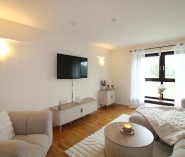 3 bedroom flat to rent - Photo 2