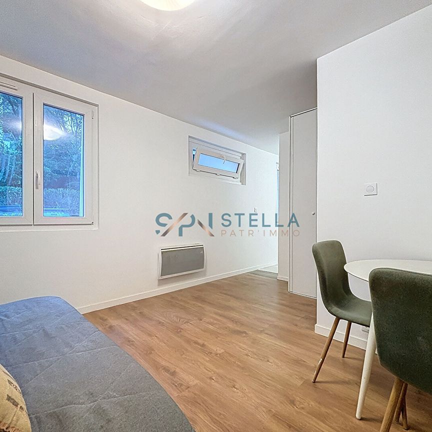 À louer T1 rénové avec climatisation Proche lycée Laetitia, - Photo 1