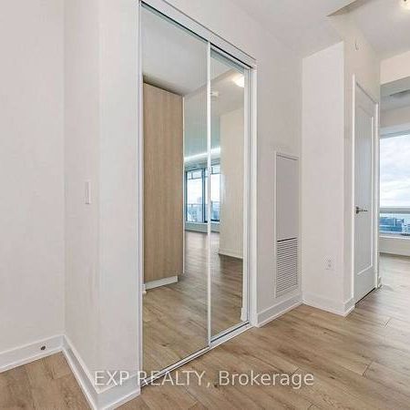 1+1 Bedroom, 1 Bathroom - Pinnacle at One Yonge - Photo 1