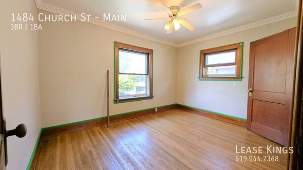 Refreshed 3 Bedroom 1 Bathroom Upper Unit - Photo 1