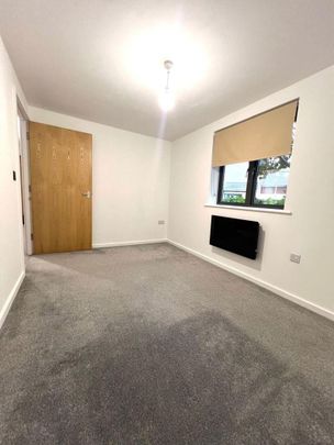 3 bedroom flat to rent - Photo 1