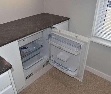 Emerson Road, BH15 - Photo 4