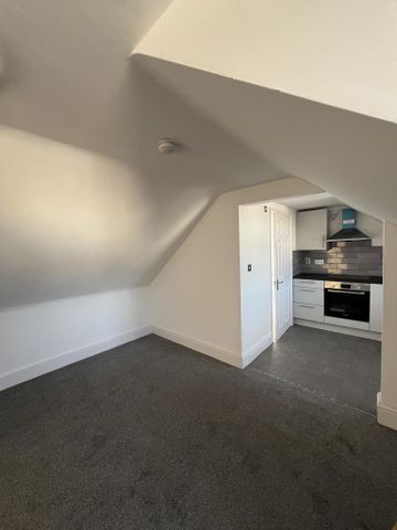 Studio to rent - Photo 4