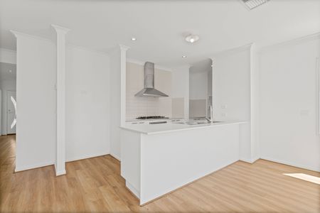 Like New & Ready to call HOME! - Photo 5