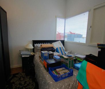 3 bedroom end of terrace house to rent - Photo 4