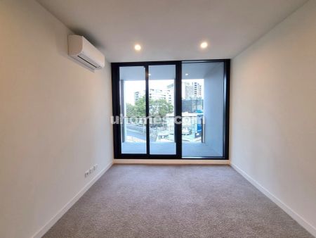 2Bedrooms, 2Bathrooms - Photo 3