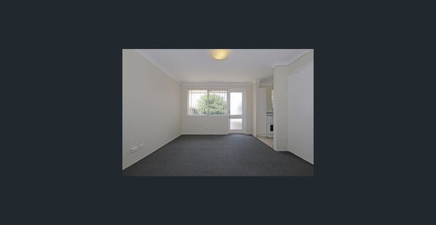 Unit in Prime Location - Photo 1