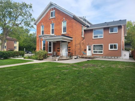 4-181 Concession Street, Kingston, ON K7K 2B3 - Photo 2