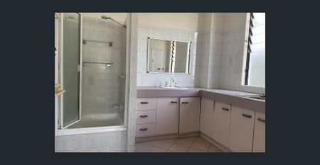 Inner City Living - Photo 5