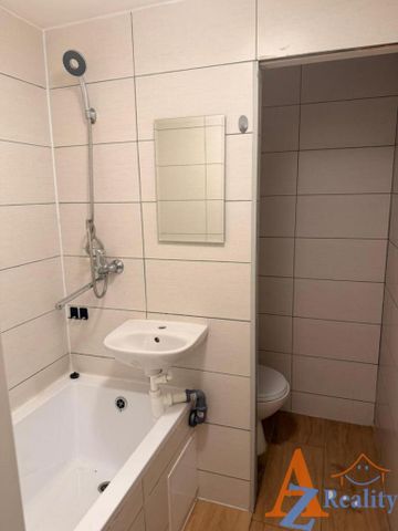 Pronájem bytu 1+1 37 m2 - Photo 2