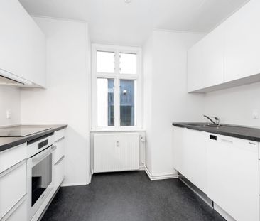 4 værelses lejlighed med altan - Photo 2