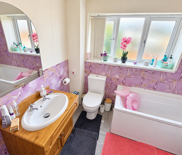 3 bedroom apartment to rent - Photo 5