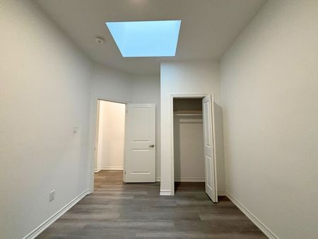 $1,799 / 2 br / 1.5 ba / 16 west ave s unit 114 - Photo 4