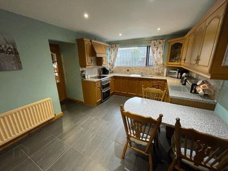 19 Windsor Walk, Whitehead, BT38 9RW - Photo 3