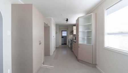 Freshly redecorated home in Dinsdale - Photo 2