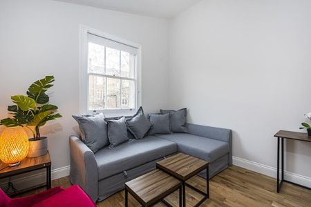 2 Bed Flat, Macfarlane Road, W12 - Photo 3