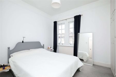 A charming period house in the heart of Wimbledon. - Photo 4