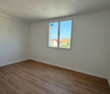 Location Maison 5 pièces 110m² - Photo 5