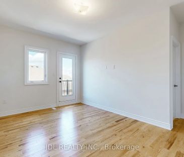Condo Townhouse For Lease | N9249432 - Photo 1