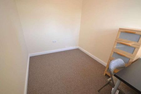 Blenheim Road, University, RG1 - Photo 4