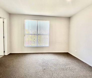 Spacious 4 bedroom with 2 bathroom and separate guest toilet - Photo 2