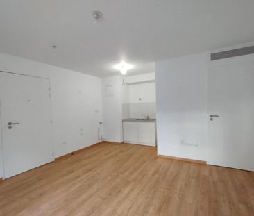 Location appartement 1 pièce 27.64 m² à Marseille 6e Arrondissement... - Photo 4