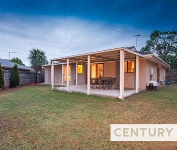 Comfortable Family Home - Photo 6