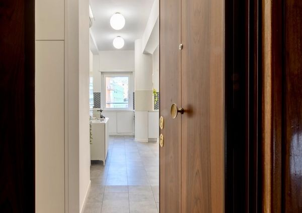 Circonvallazione Nomentana, Rome, Lazio 00162